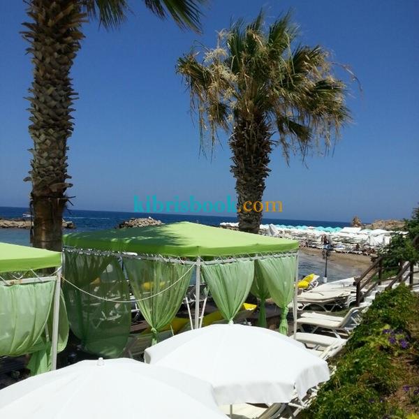 Camelot Plajı Girne